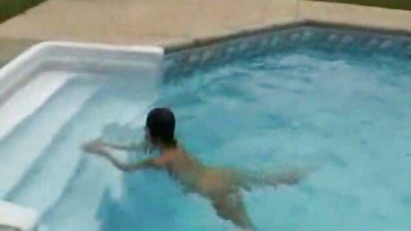 Le gusta videos xxx entre familia ahogarse de placer.